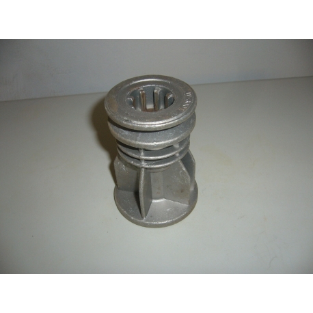 MOZZO PORTALAME SUPPORTO LAMA TRATTORINO RASAERBA GGP GG122465611/0