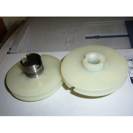 PULEGGIA AVVIAMENTO MOTOSEGA JONSERED HUSQVARNA 268 272 503102403 ORIGINALE PULEGGIA AVVIAMENTO MOTOSEGA JONSERED HUSQVARNA 268 272 503102403 ORIGINALE